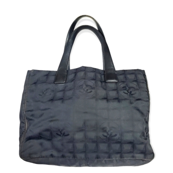 CHANEL Handbags - Authentic Vintage Chanel New Travel Line Tote Bag